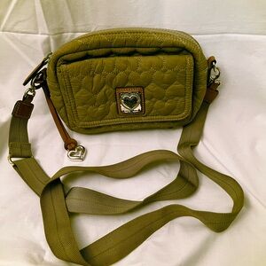 Heart Quilted Brighton Knit Utility Bag in Olive Green